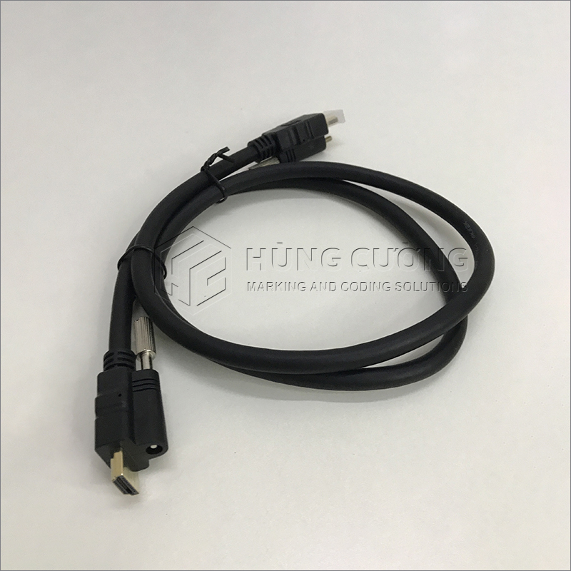 Dây kết nối HDMI của máy chủ với đầu in